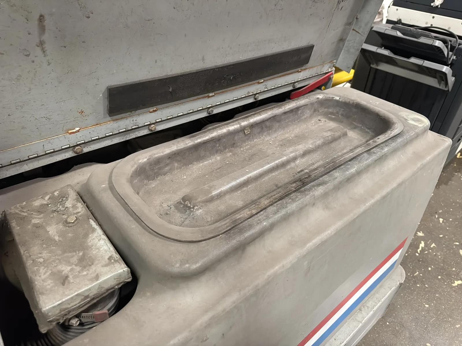 Bortek 6700 Floor Scrubber (Not Running), photo 19 of 35
