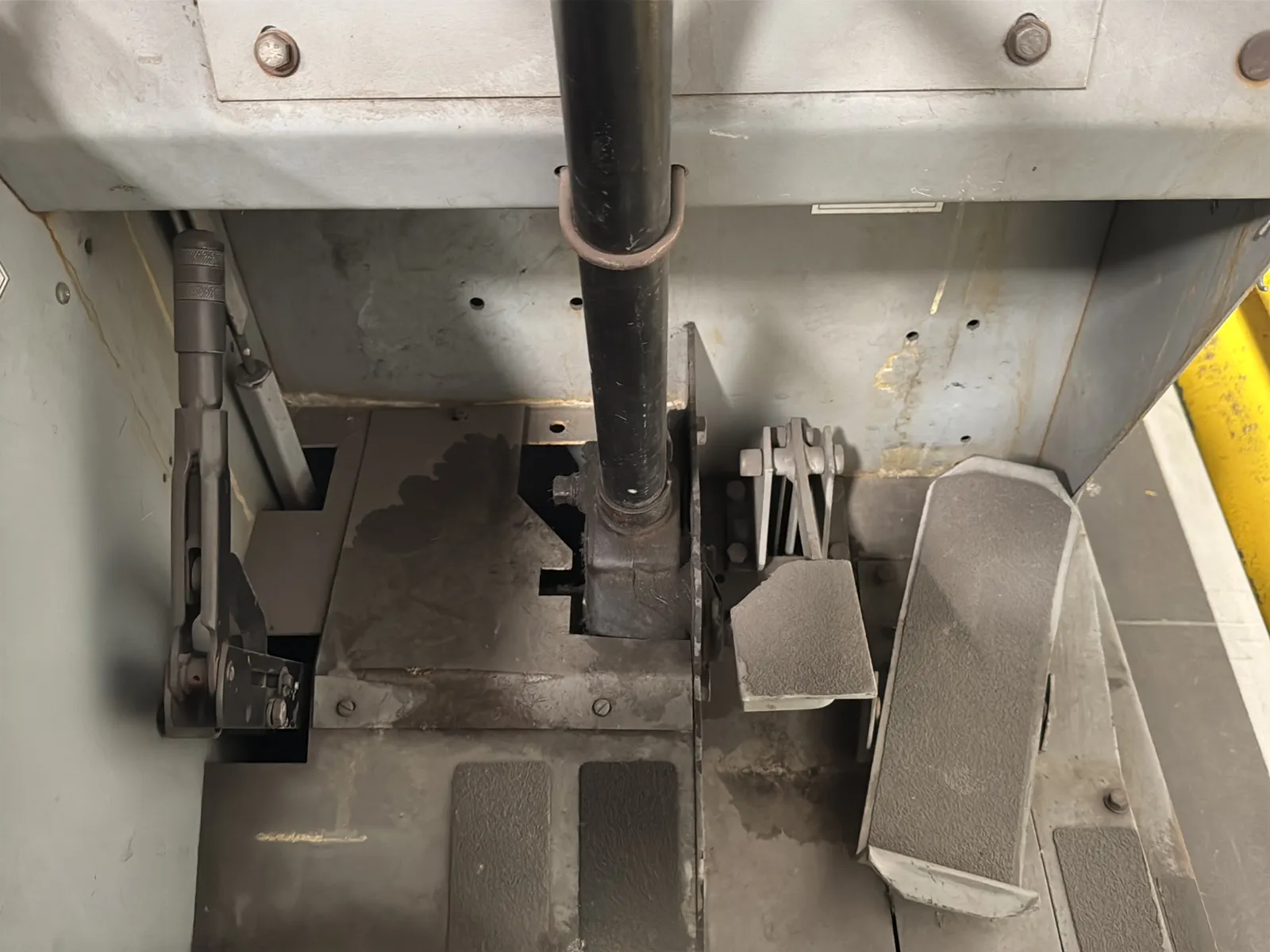 Bortek 6700 Floor Scrubber (Not Running), photo 7 of 35