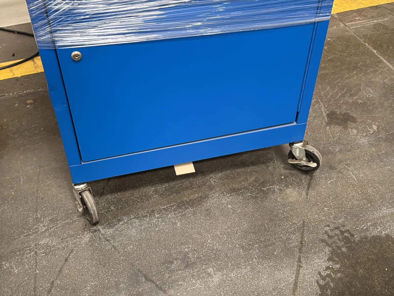 SteelStrong Enclosed Electronics Cabinet, photo 4 of 9