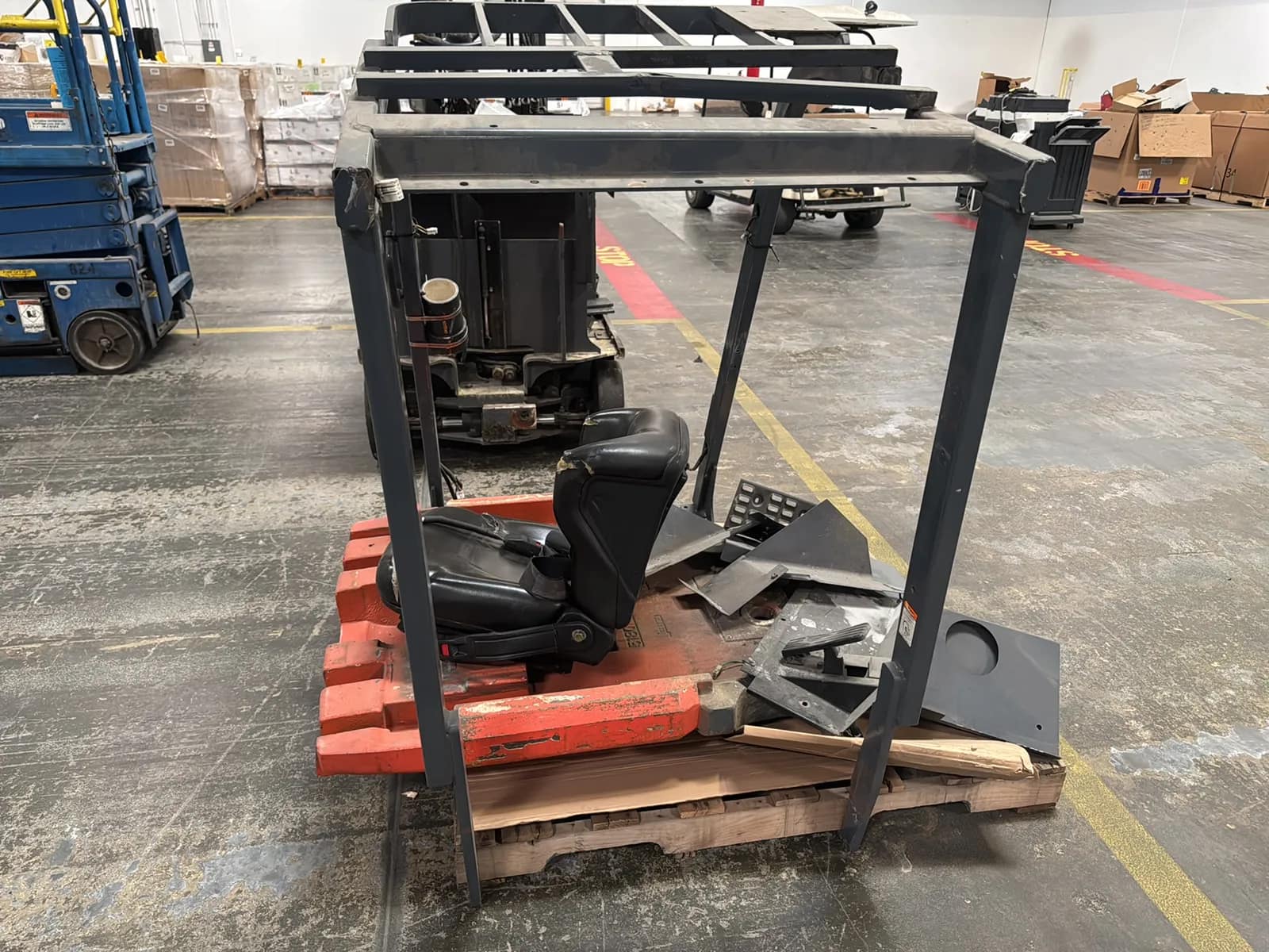 Toyota Electric Forklift For Parts, photo 4 of 20