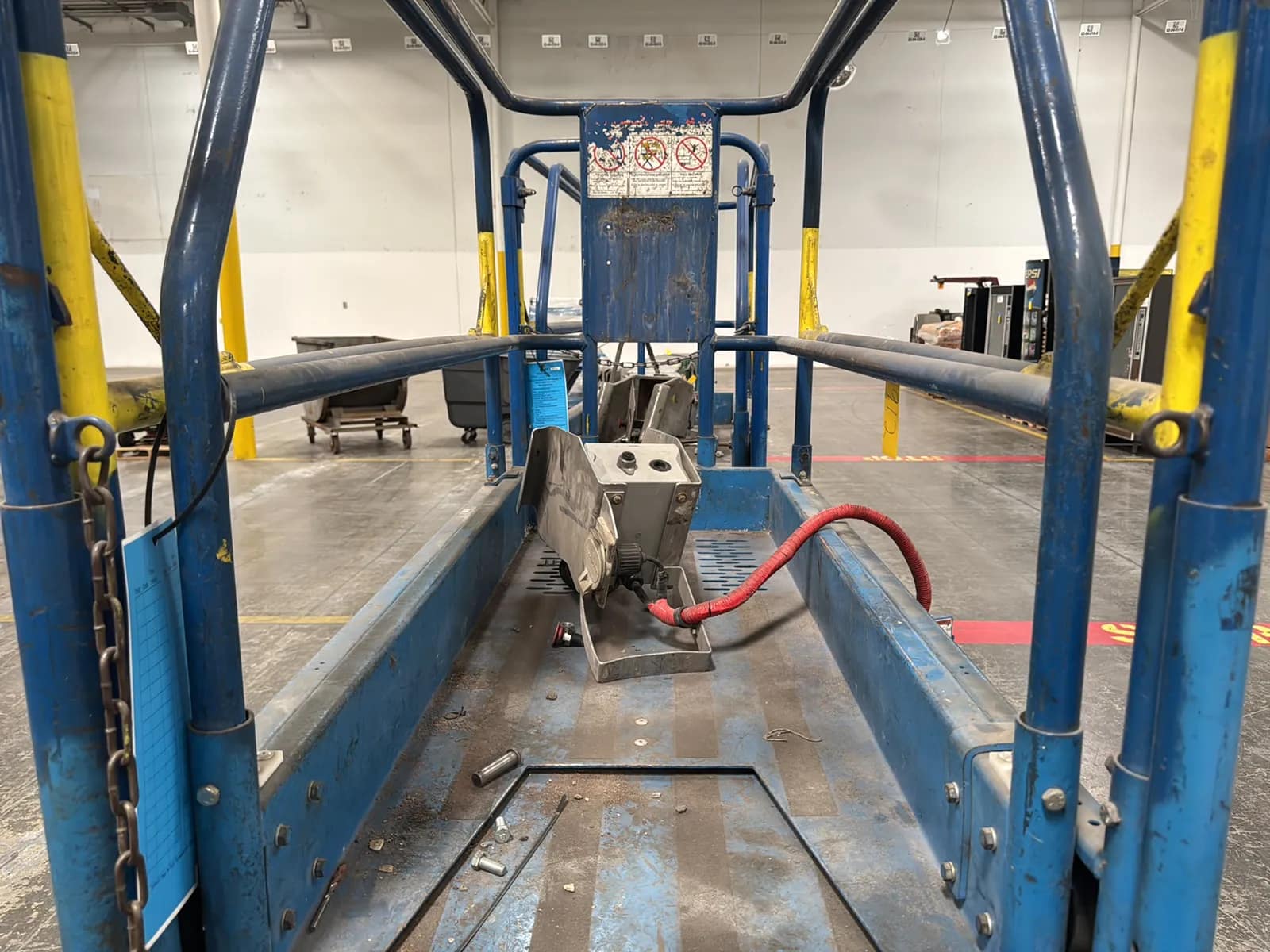 Upright MX19 Electric Scissor Lift (Not Running), photo 14 of 14