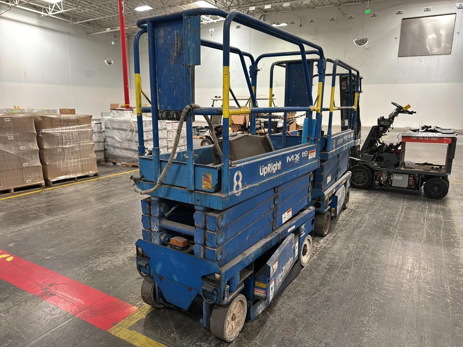 Upright MX19 Electric Scissor Lift (Not Running), photo 3 of 13