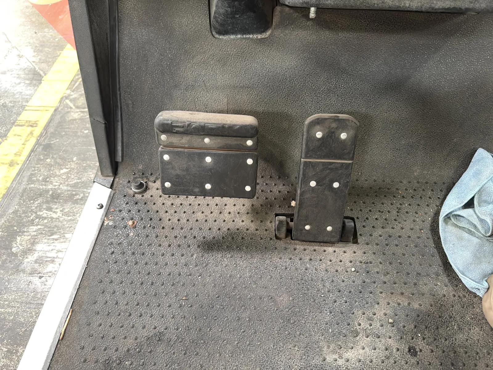 EZ-GO Textron Golf Cart With Charger (Not Running), photo 15 of 17