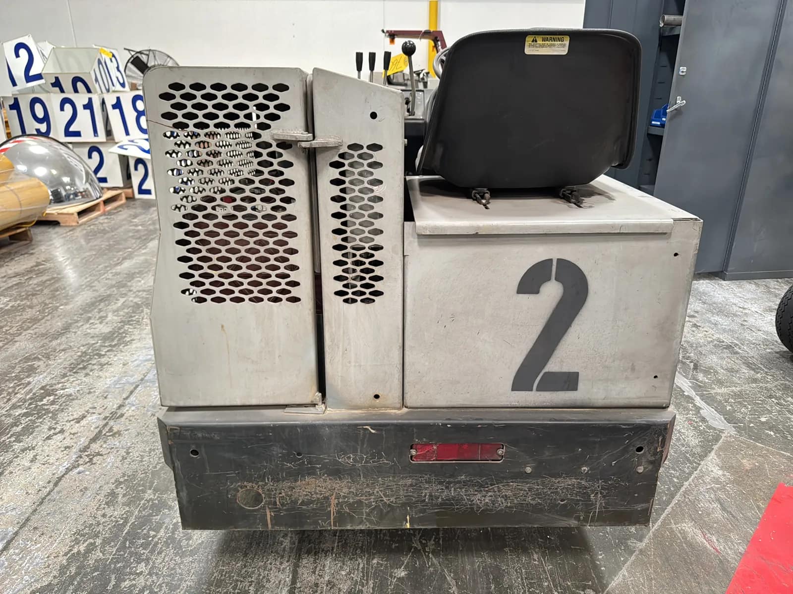 American-Lincoln 6150 Floor Sweeper (Non Running), photo 8 of 20