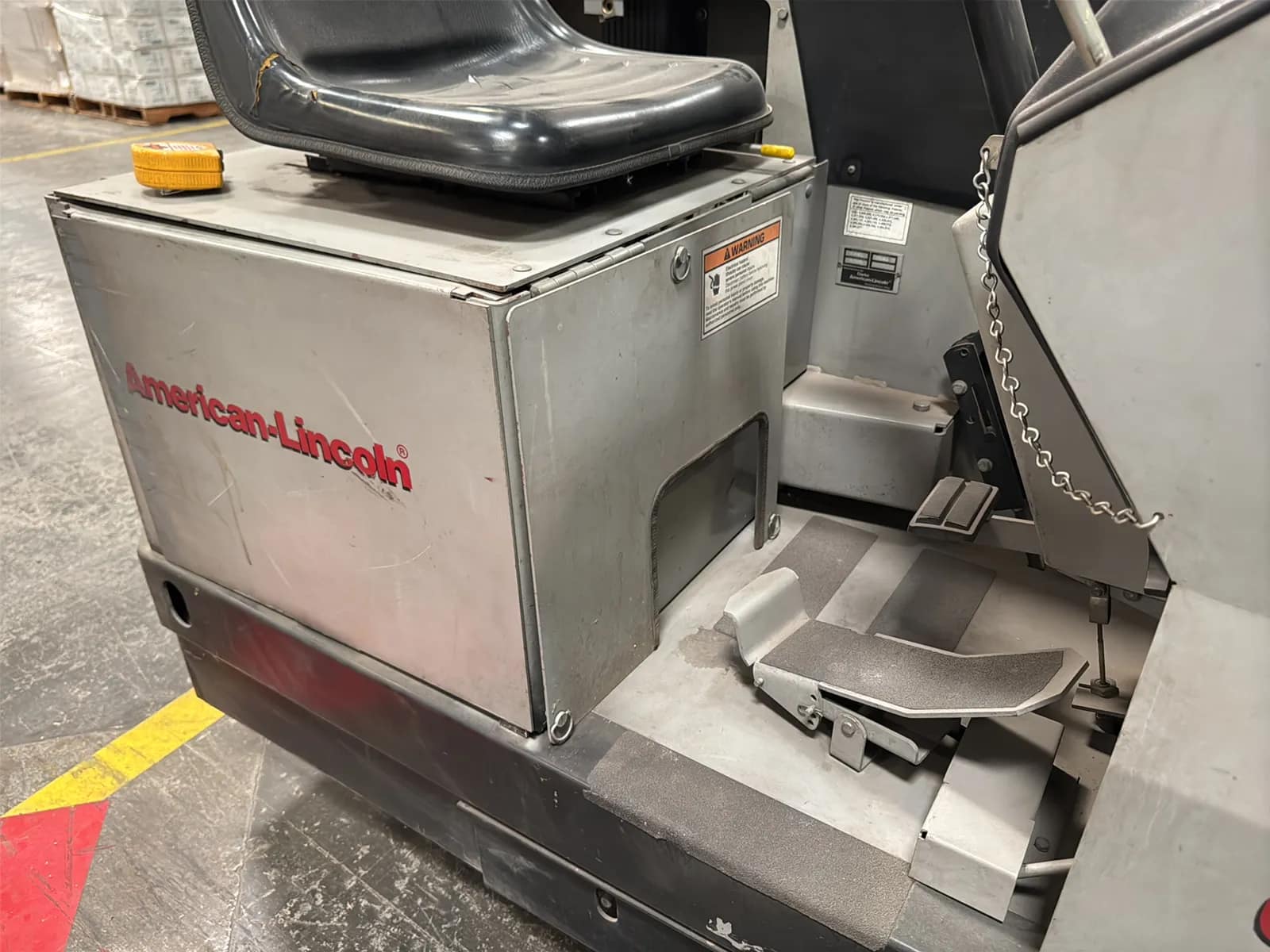 American-Lincoln 6150 Floor Sweeper (Non Running), photo 16 of 20