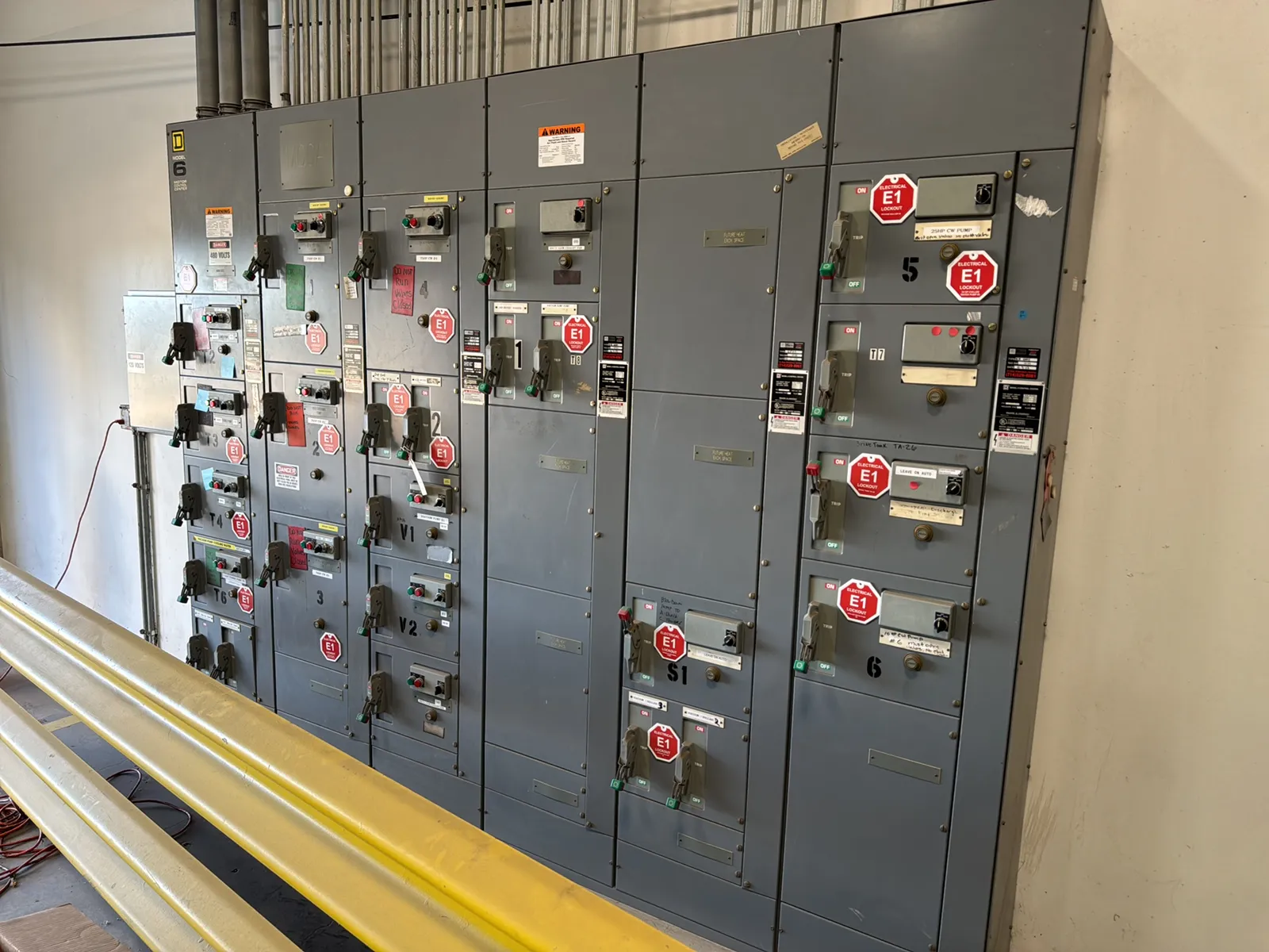 D Model 6 Motor Control Multi Unit Control Panel, photo 2 of 17