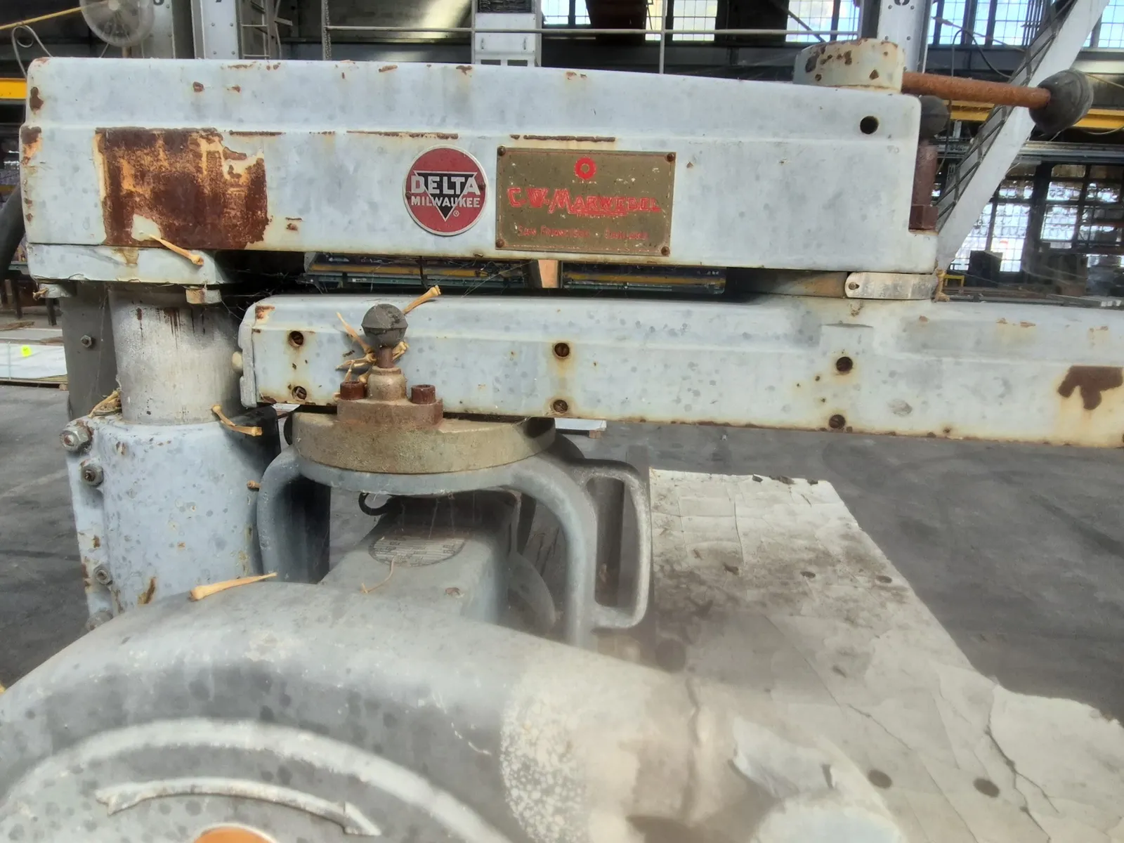 (1) Stationary Delta / Rockwell Radial Arm Saw, photo 6 of 7
