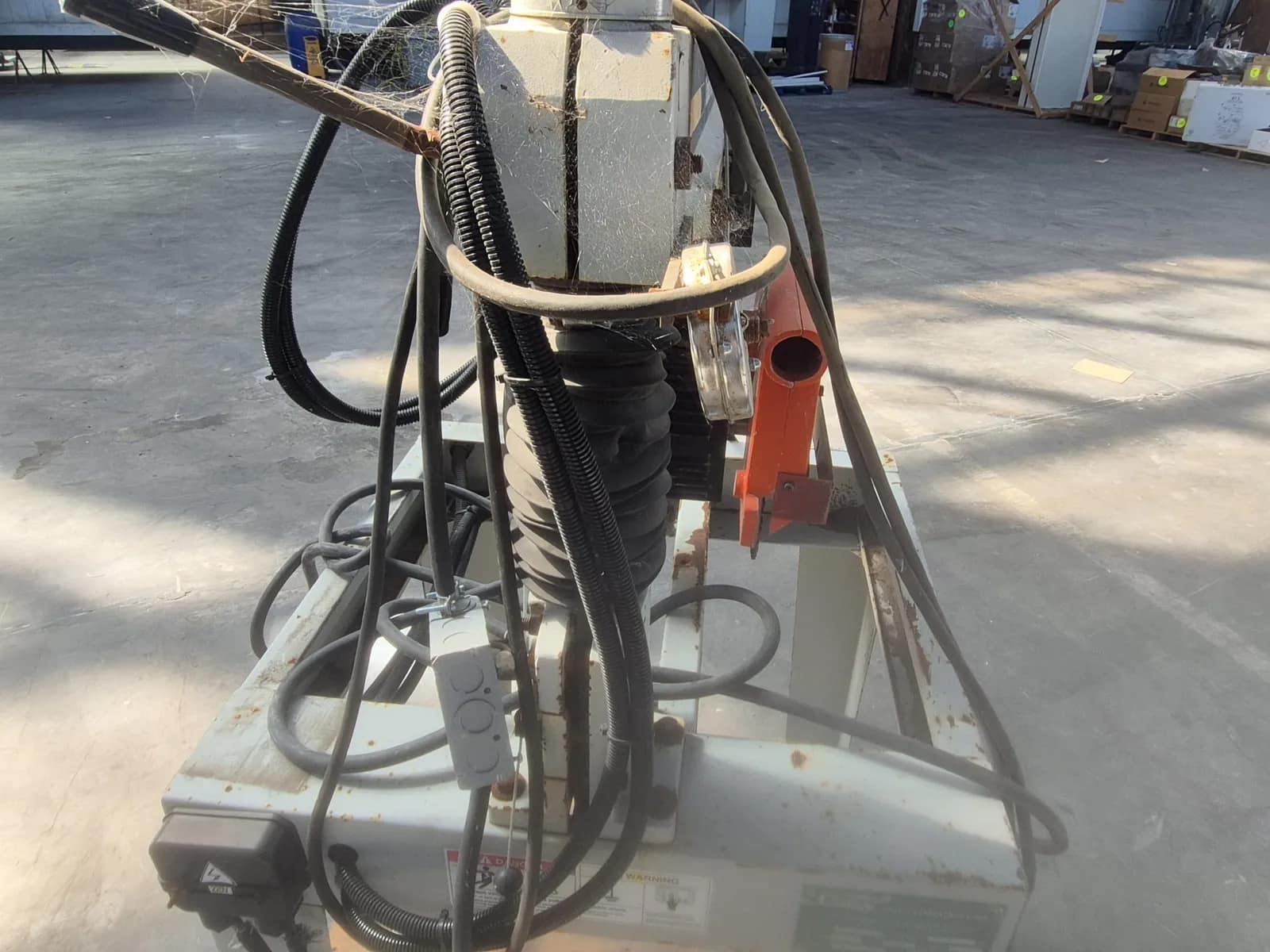 (1) Radial Arm Saw 45°/90°, photo 2 of 4