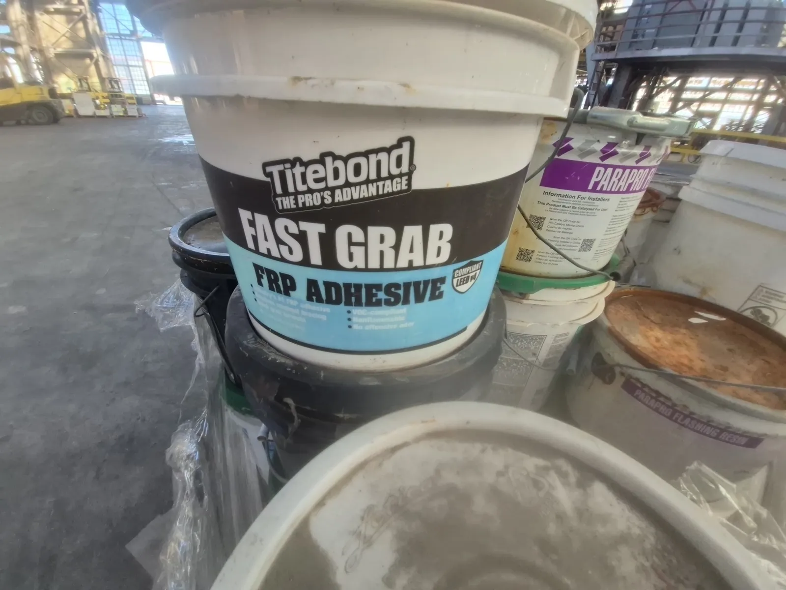 Contents Of Pallet: Assortment Of Various Adhesive, photo 2 of 7