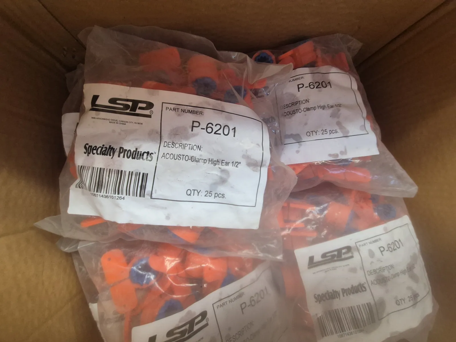 Contents Of Pallet: Assortment Of Various Size Acousto-Clamp High Ear 1/2" 3/4" 1", photo 2 of 4