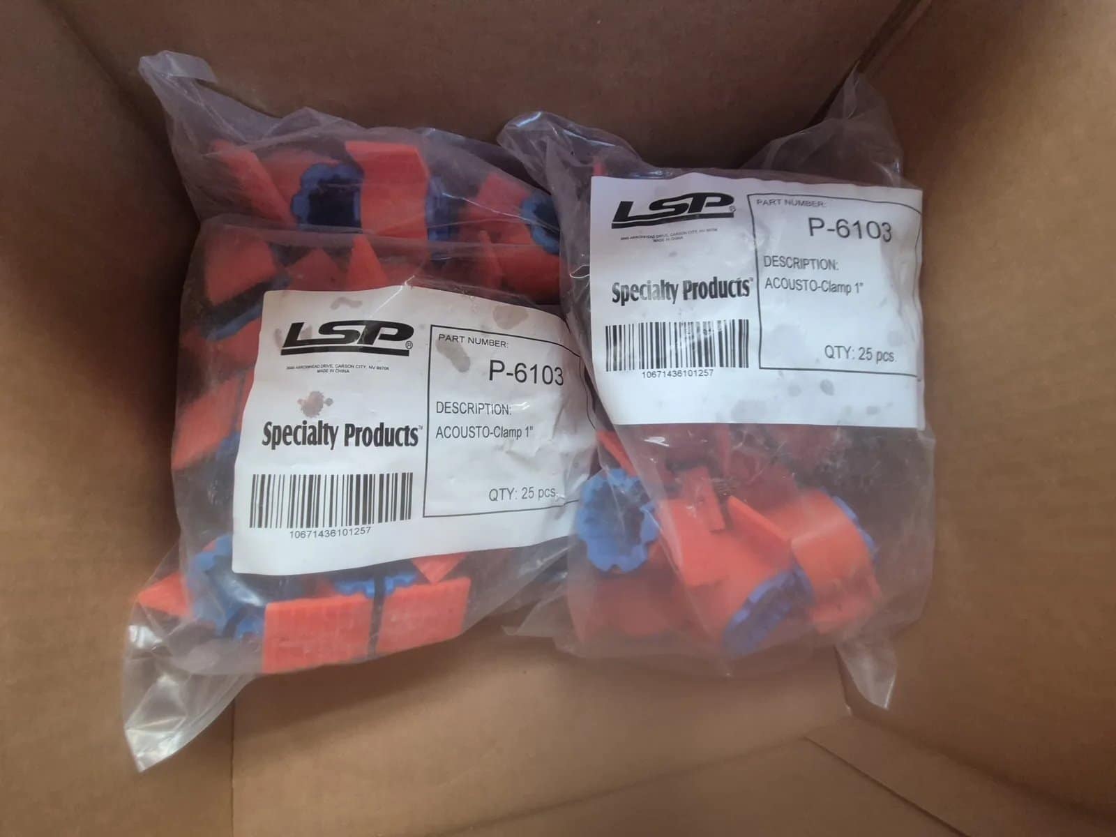 Contents Of Pallet: Assortment Of Various Size Acousto-Clamp High Ear 1/2" 3/4" 1", photo 4 of 4