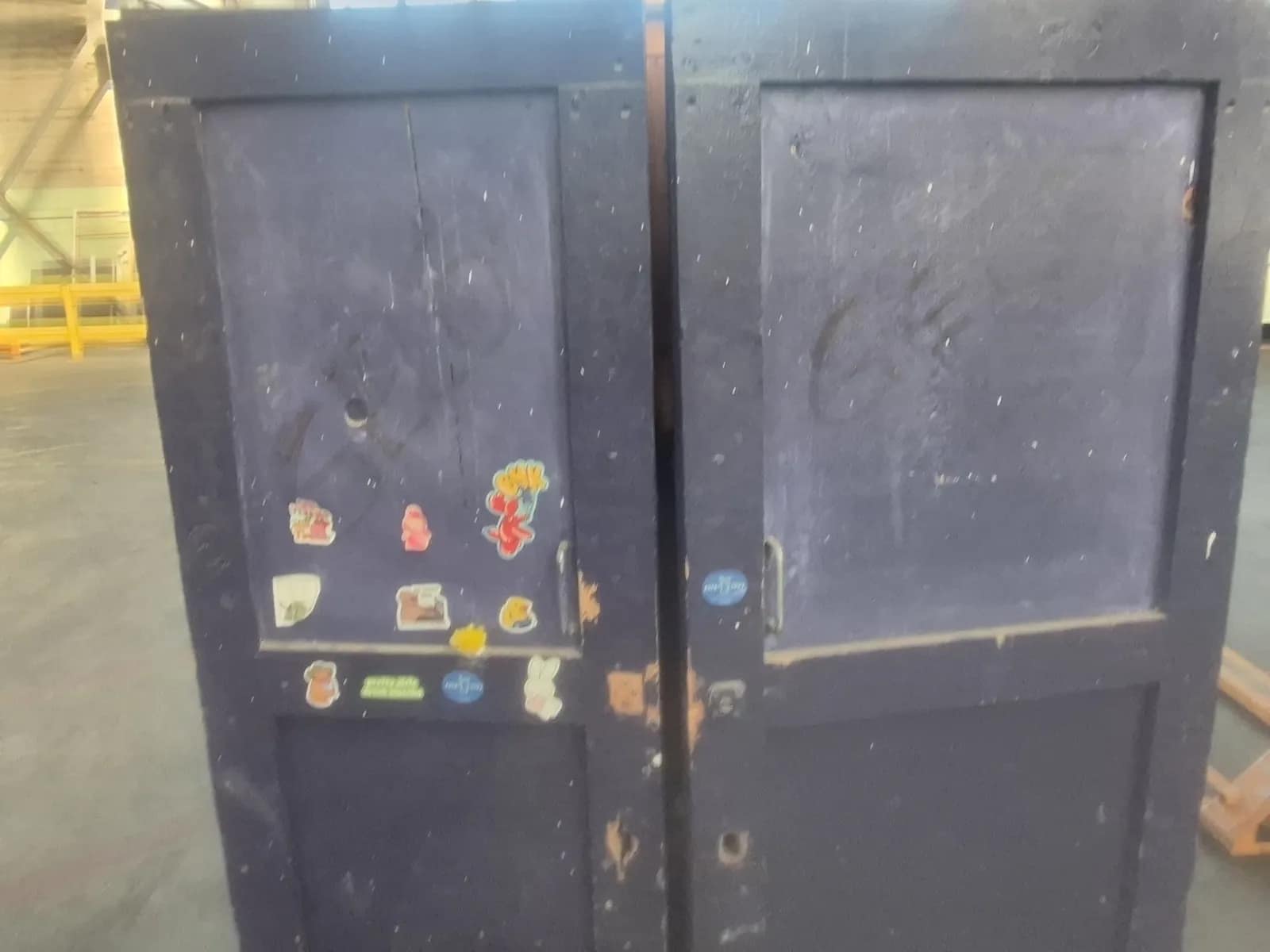 (1) Wooden Storage Cabinet With Shelves And Double Doors, photo 2 of 4