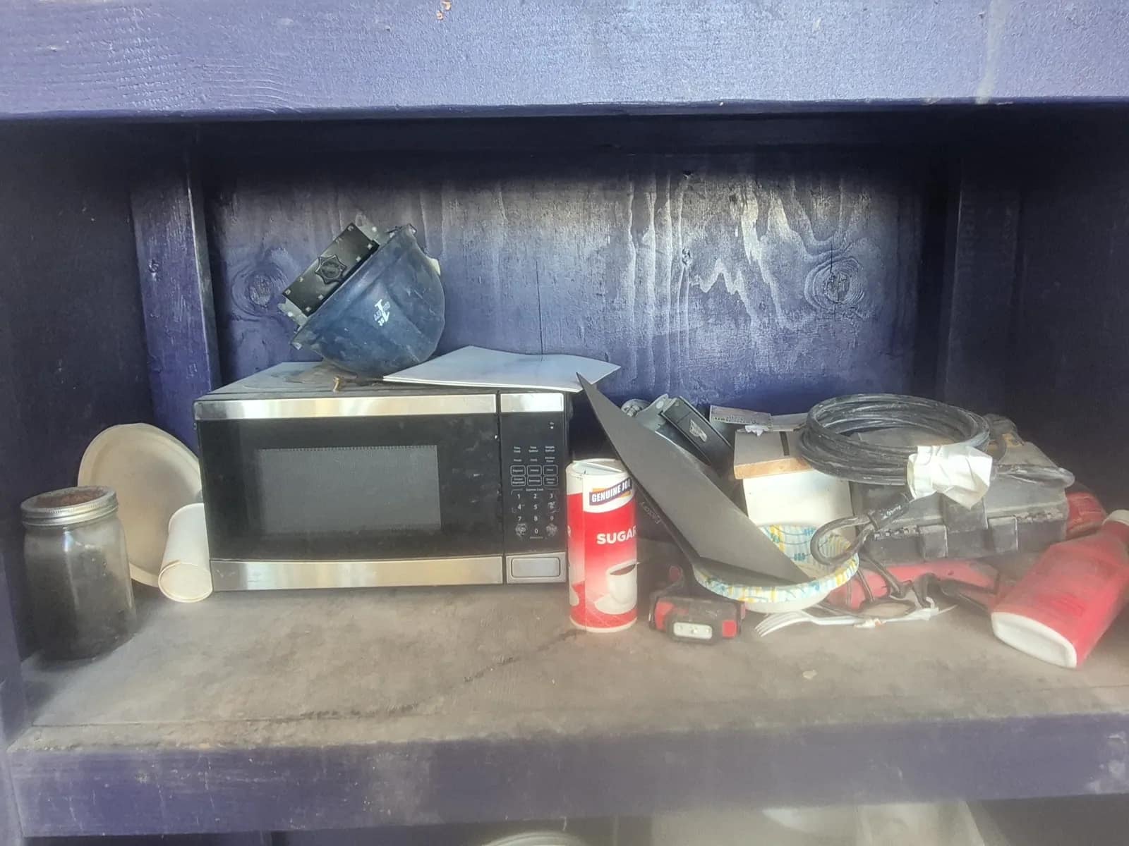 (1) Industrial Storage Cabinet With Miscellaneous Items Inside, photo 5 of 6