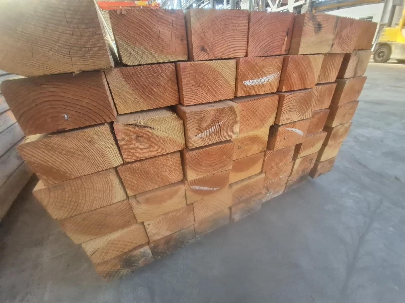 (1) Bundle Of Rustic Wooden Planks, photo 4 of 5