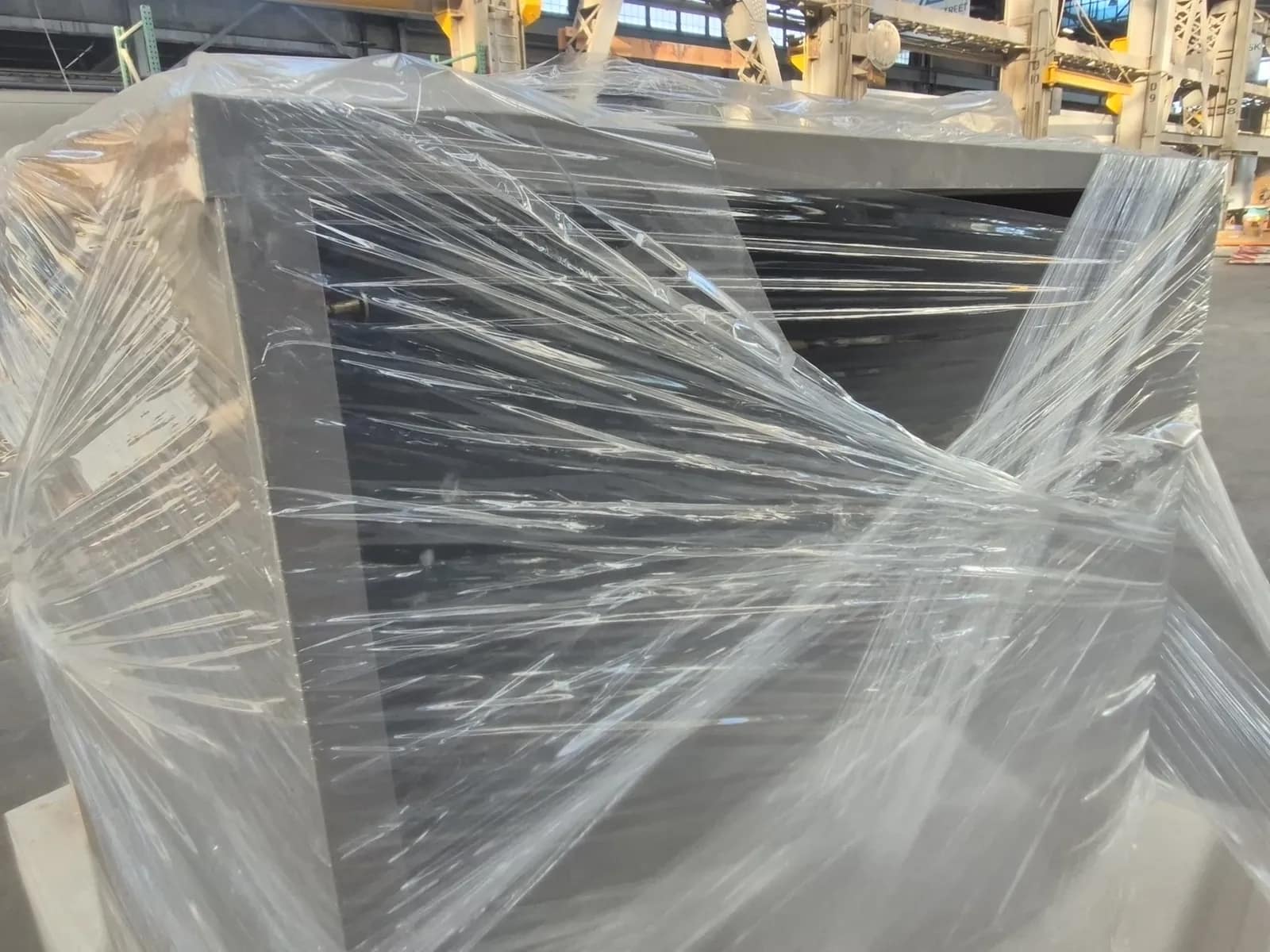 Contents Of Pallet: Assortment Of Upper Cabinet, photo 6 of 7