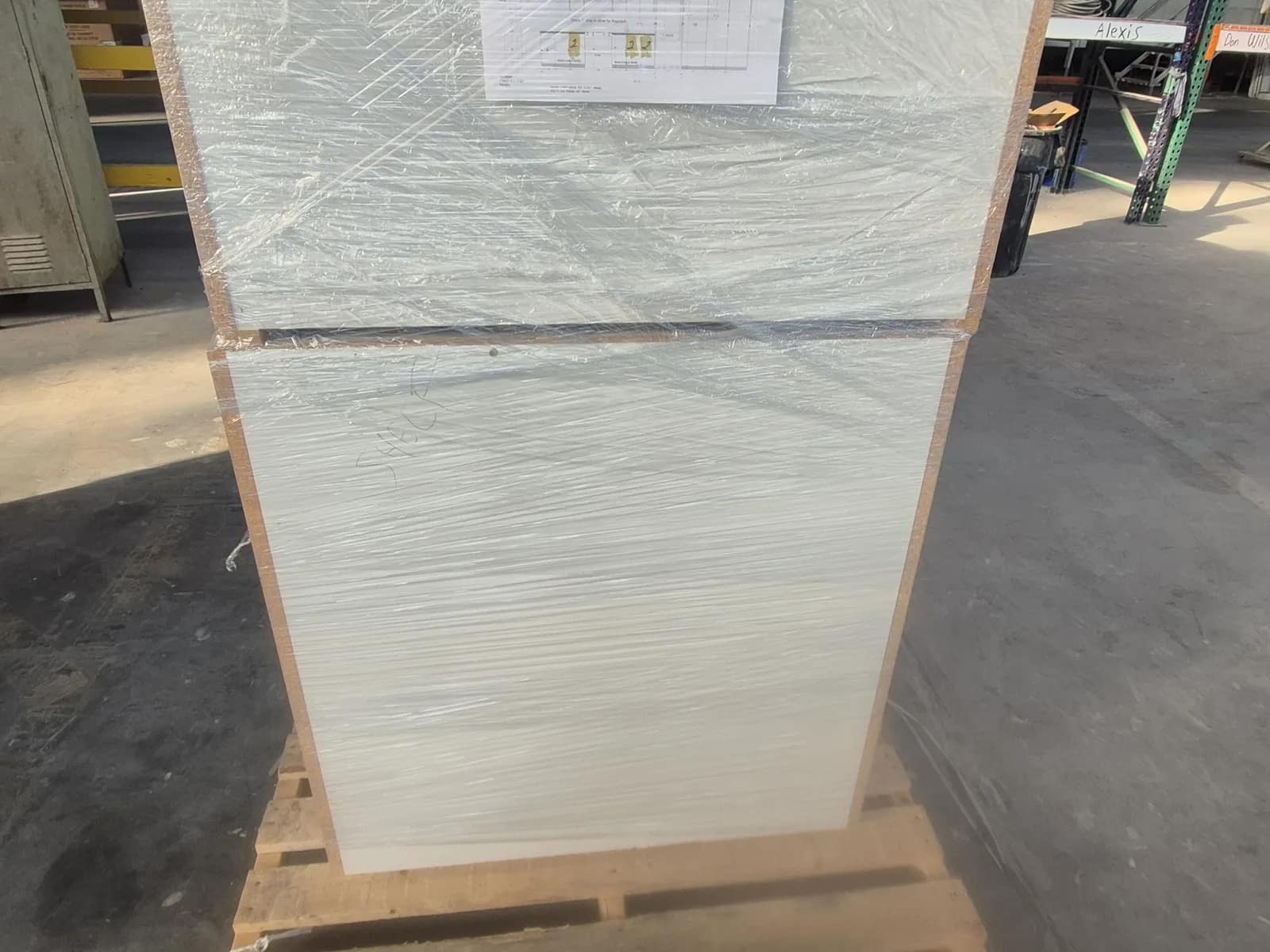 (4) Base Cabinet, photo 4 of 6
