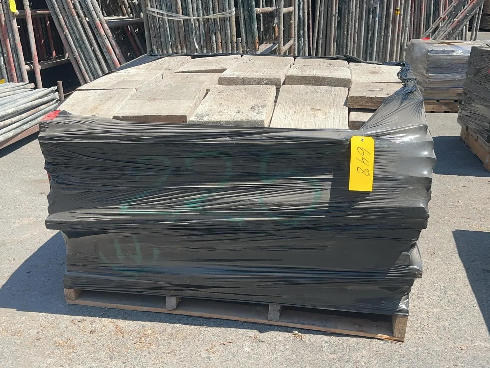 Approximately (225) Scaffold Pads, photo 1 of 4