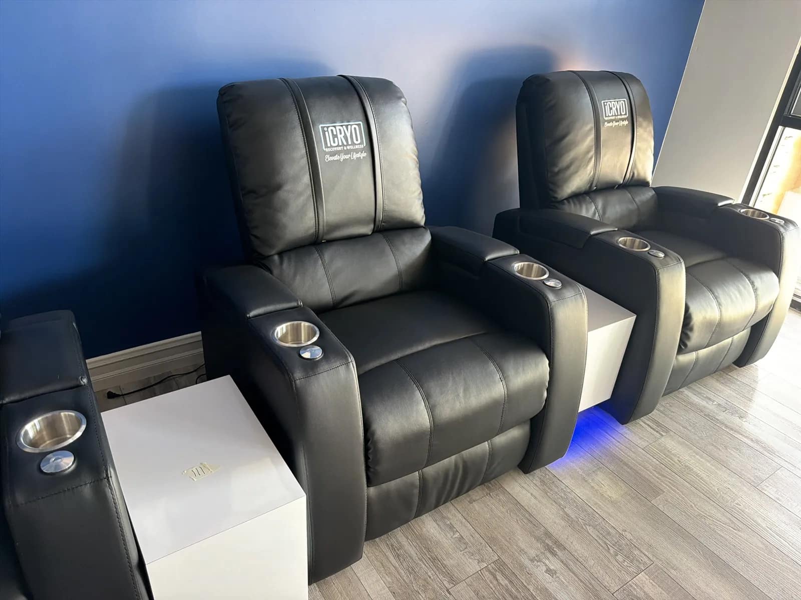 1-electric-recliner-chair-mvh6y9i4