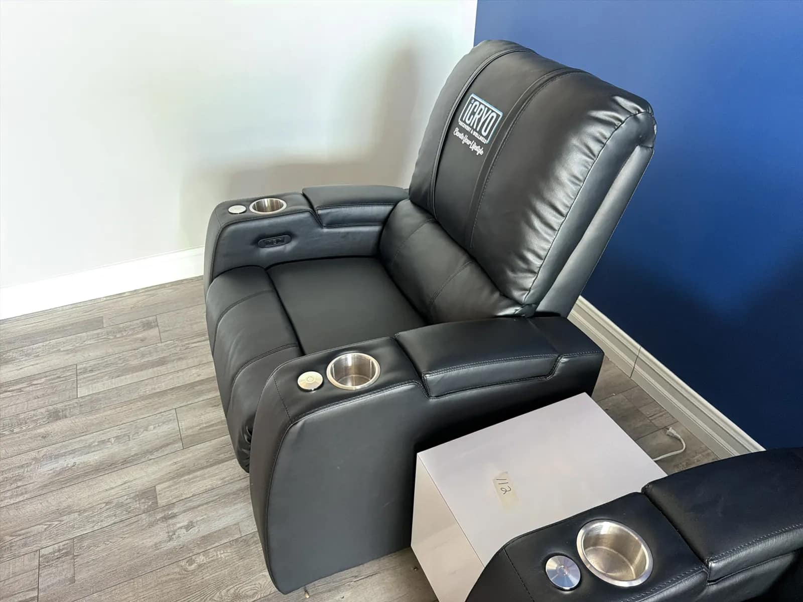 Electric Recliner Chair, photo 4 of 6