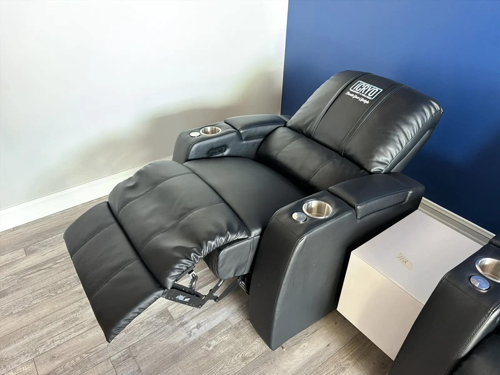 Electric Recliner Chair, photo 5 of 6