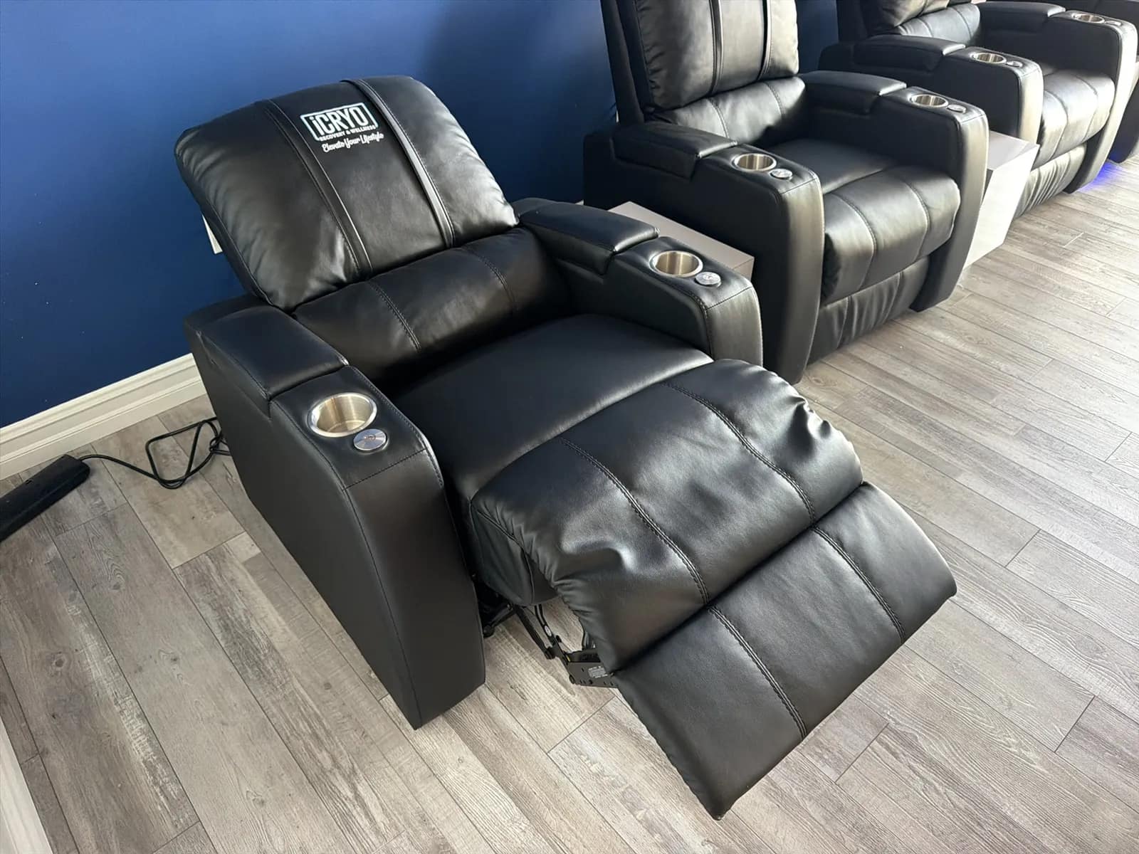 Electric Recliner Chair, photo 6 of 6