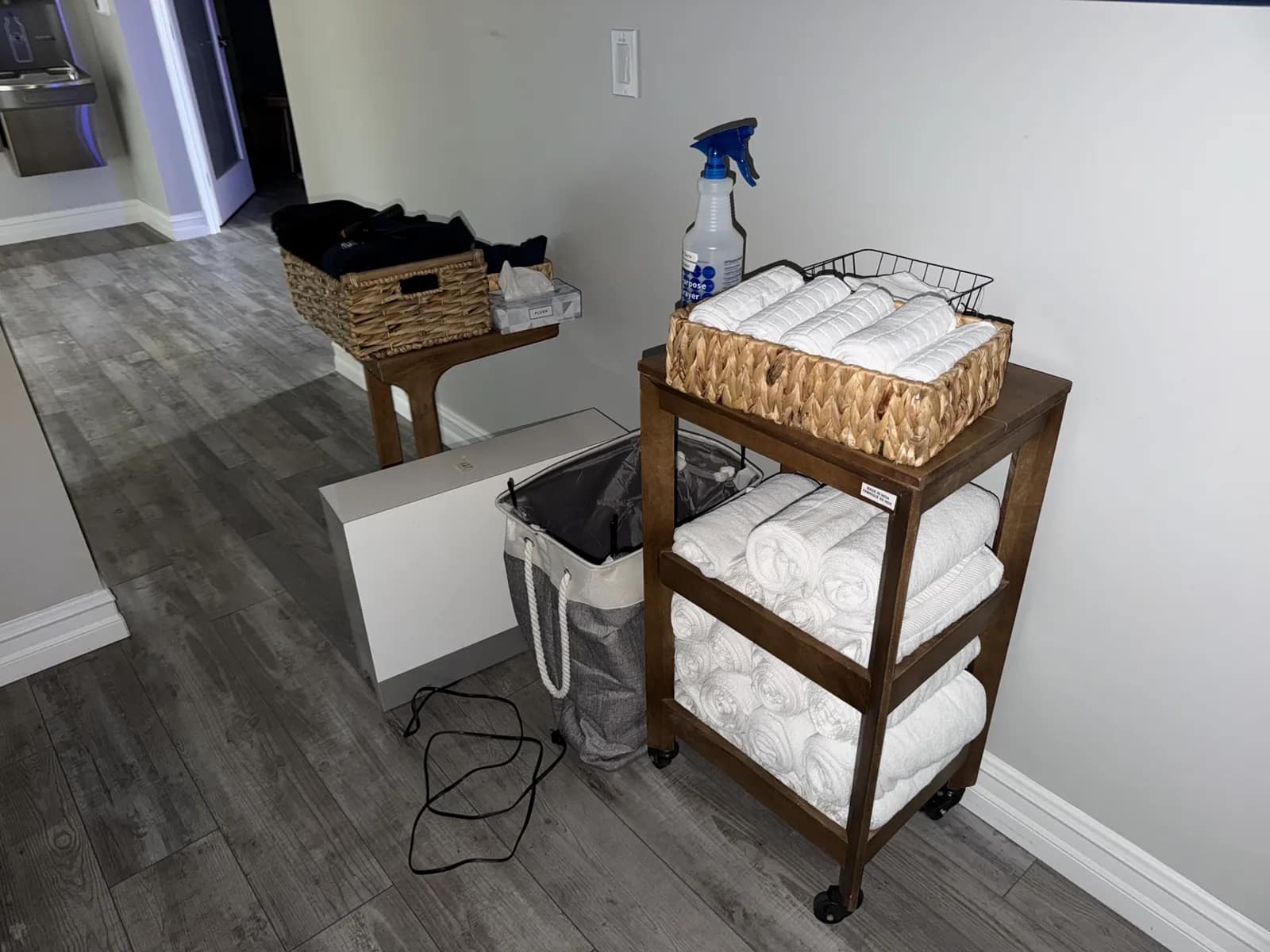 sauna-and-cryo-towels-and-socks-with-shelves-and-more-mvh795o1