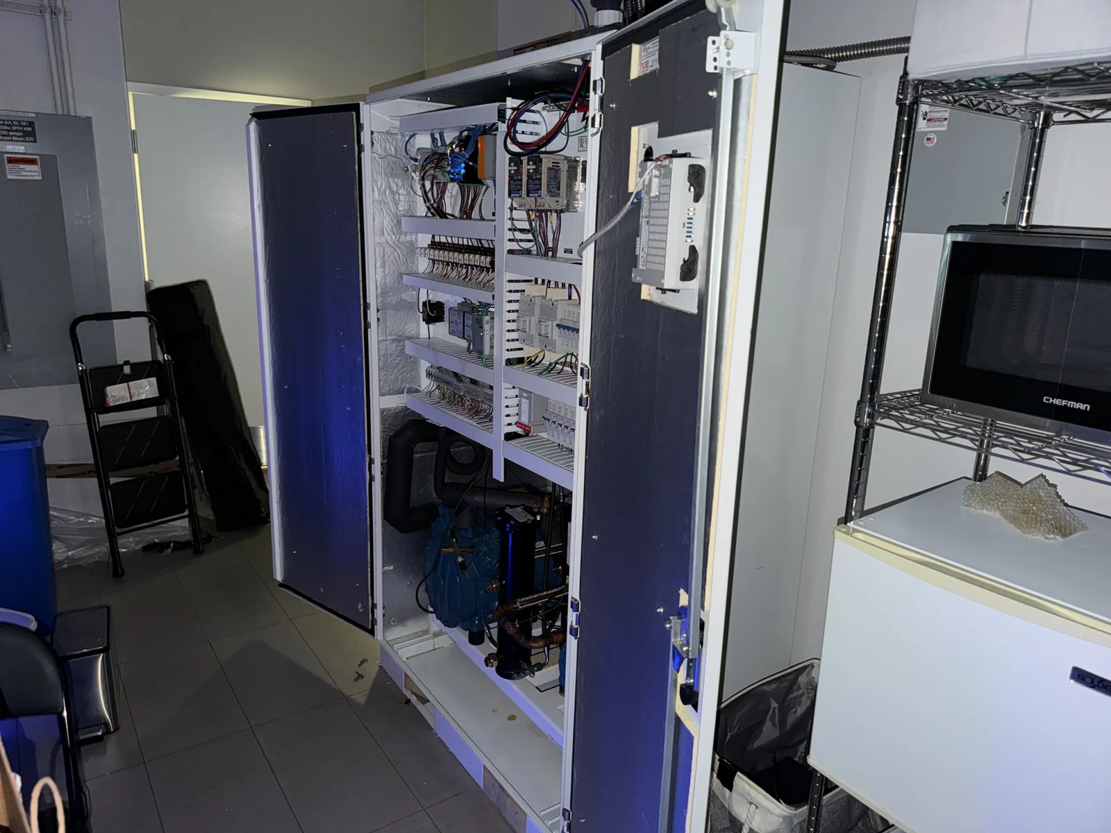 Cryobuilt Cryo chamber, photo 29 of 32