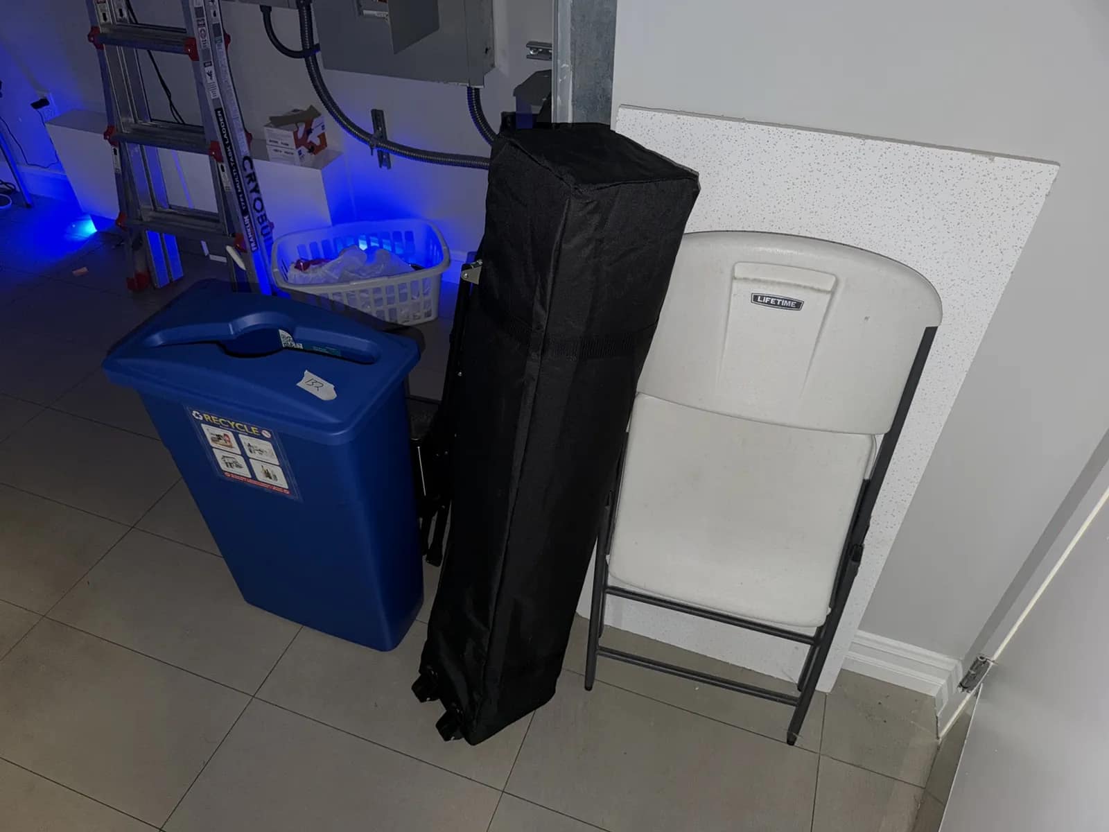 Pop UP, Chair, Recycle Bin, Step-Stool, Trash Can, photo 3 of 4