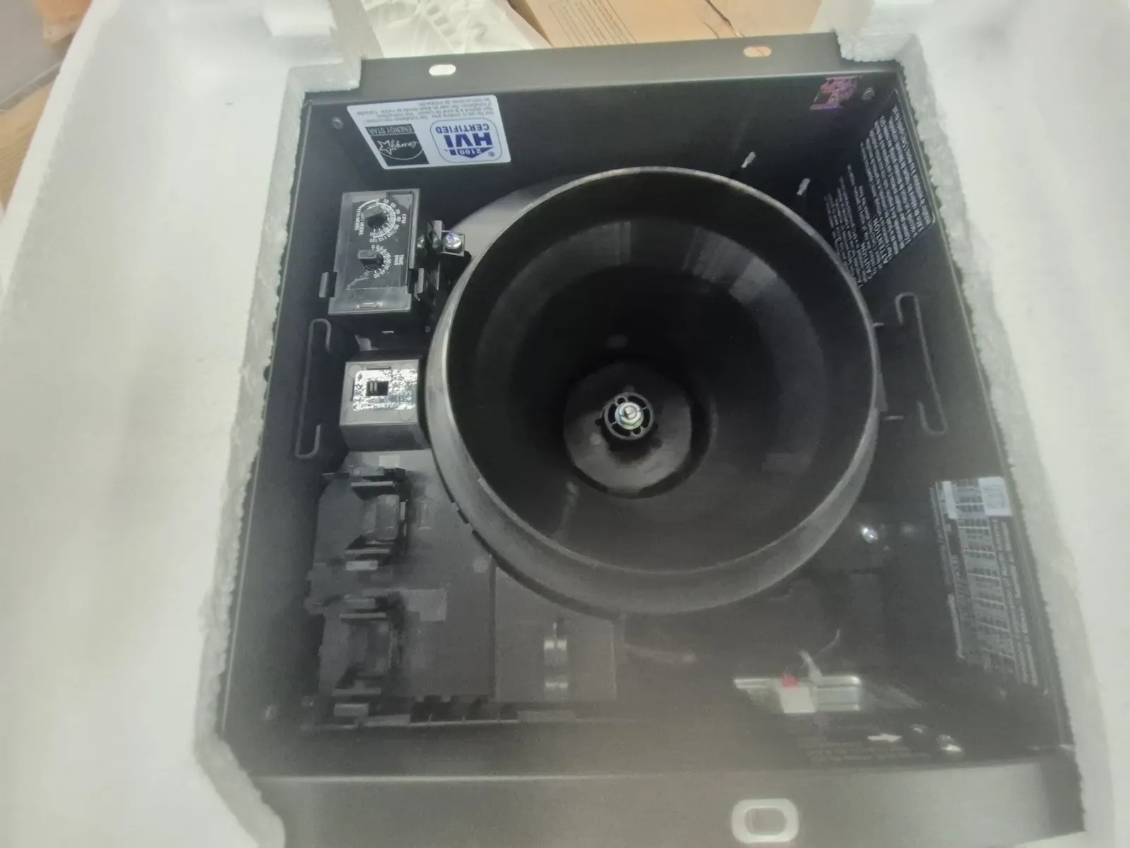 (7) Panasonic, Ventilating Fan, photo 3 of 5