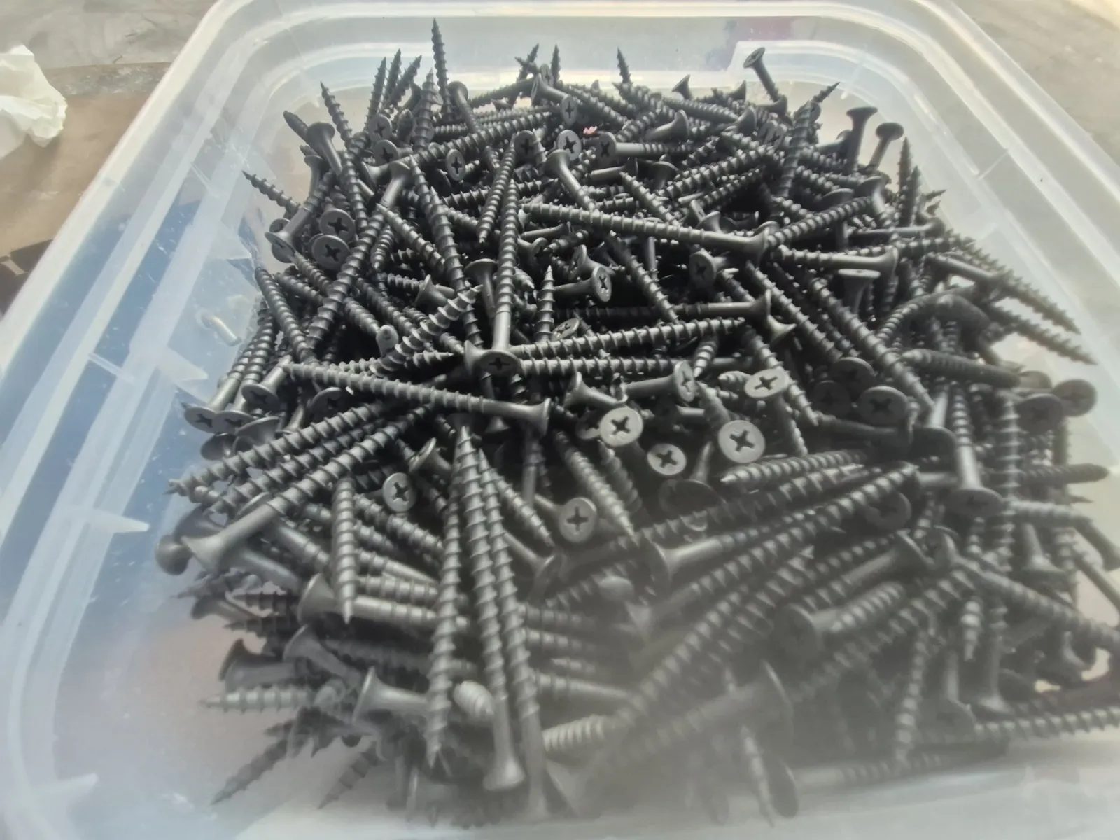 (1) Bucket, Drywall Screws, #8x2 1/2", 6.35 cm, photo 3 of 3