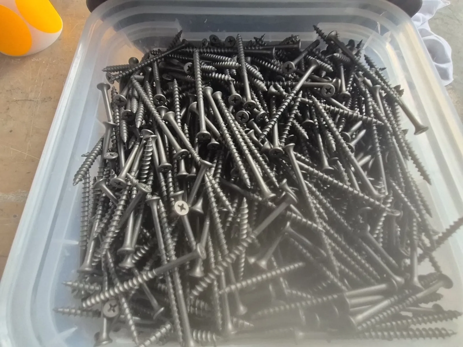 (1) Bucket, Drywall Screws, #8x3", 7.62 cm, photo 3 of 4