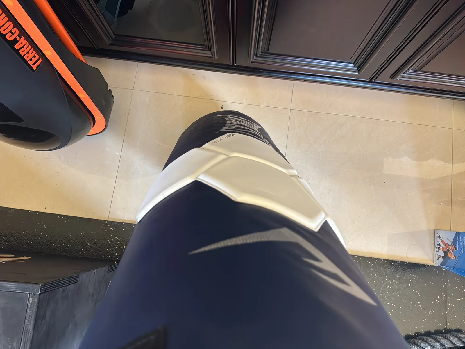 Everlast Punching Bag With ISO Plate, photo 5 of 6