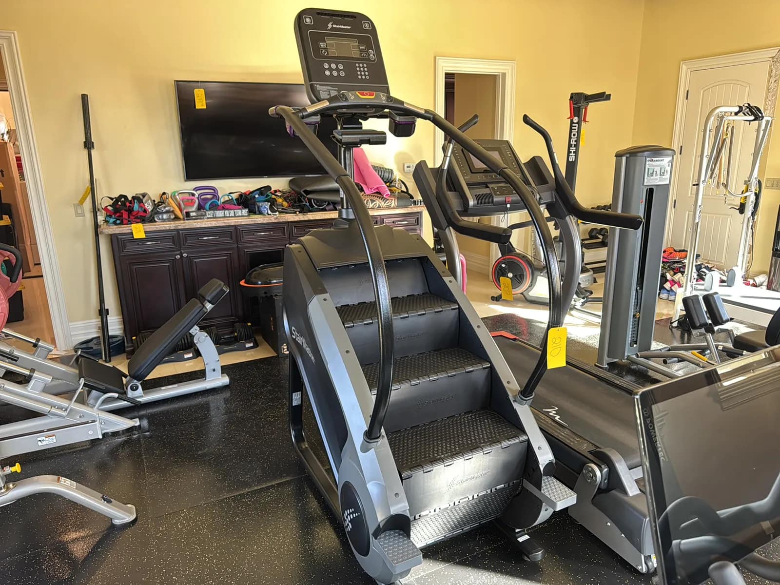 Stairmaster Machine, photo 2 of 11
