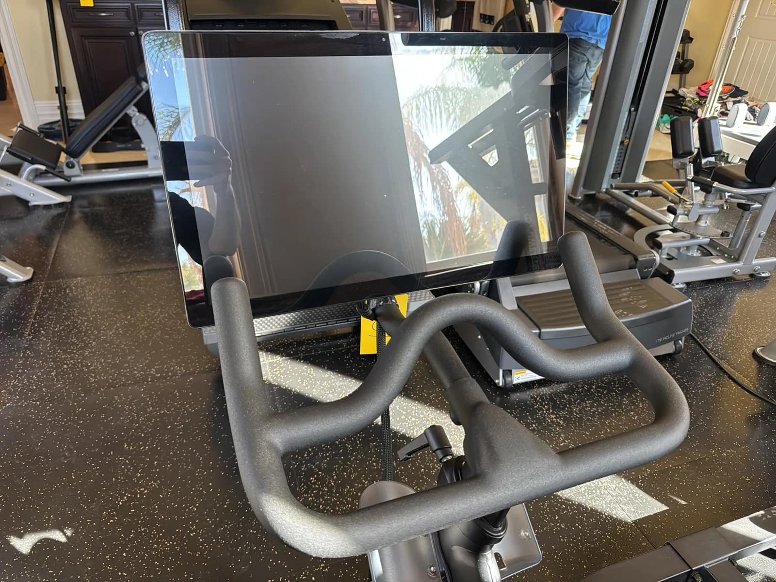 Peloton Machine, photo 3 of 6