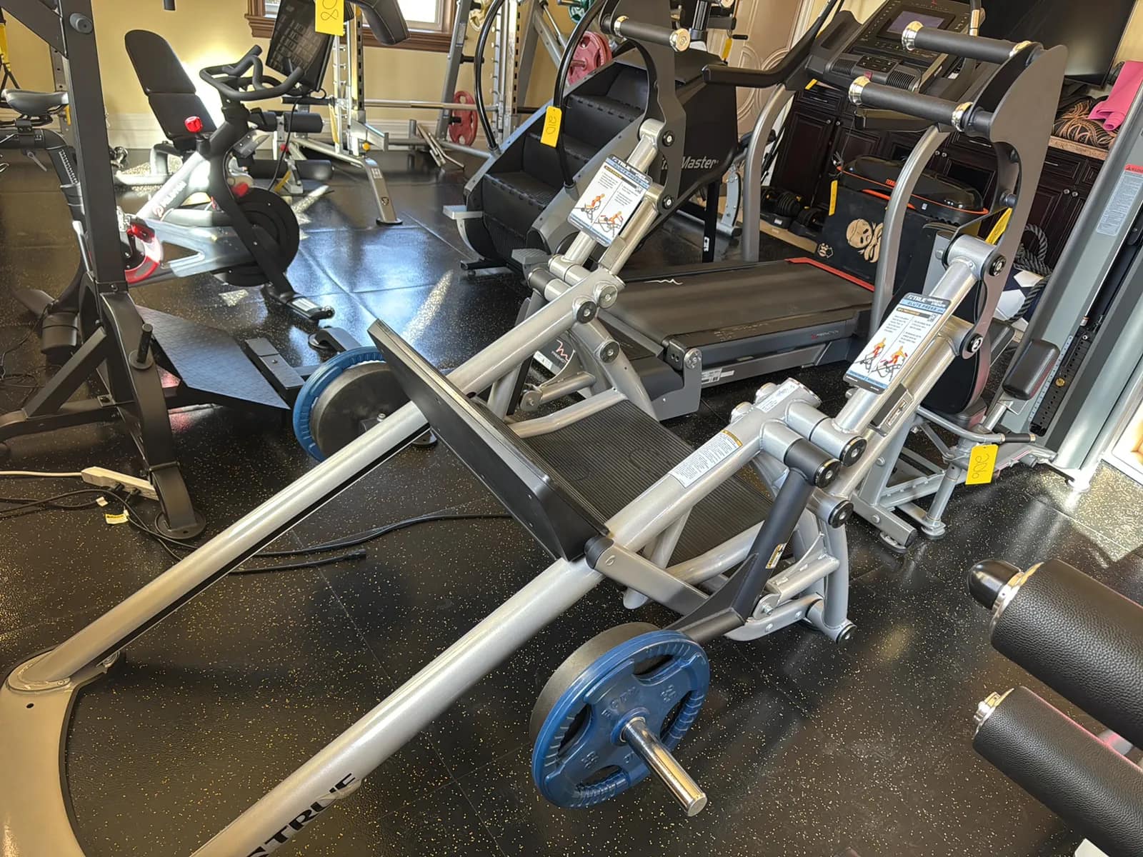 True Composite Strength Glute Press, photo 2 of 8