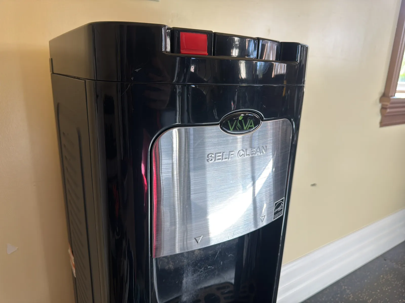 Self Clean Hot And Cold Water Dispenser, photo 2 of 5