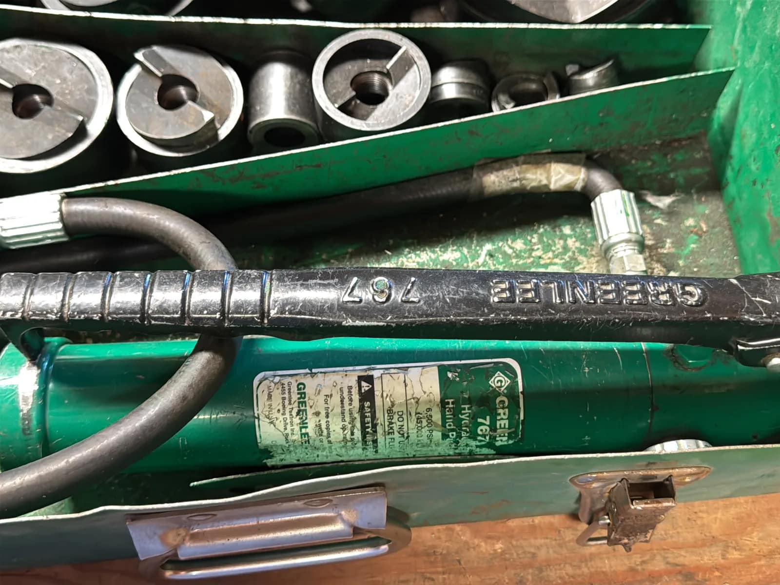 GreenLee 767 Hydraulic Punch Out Kit, photo 3 of 6