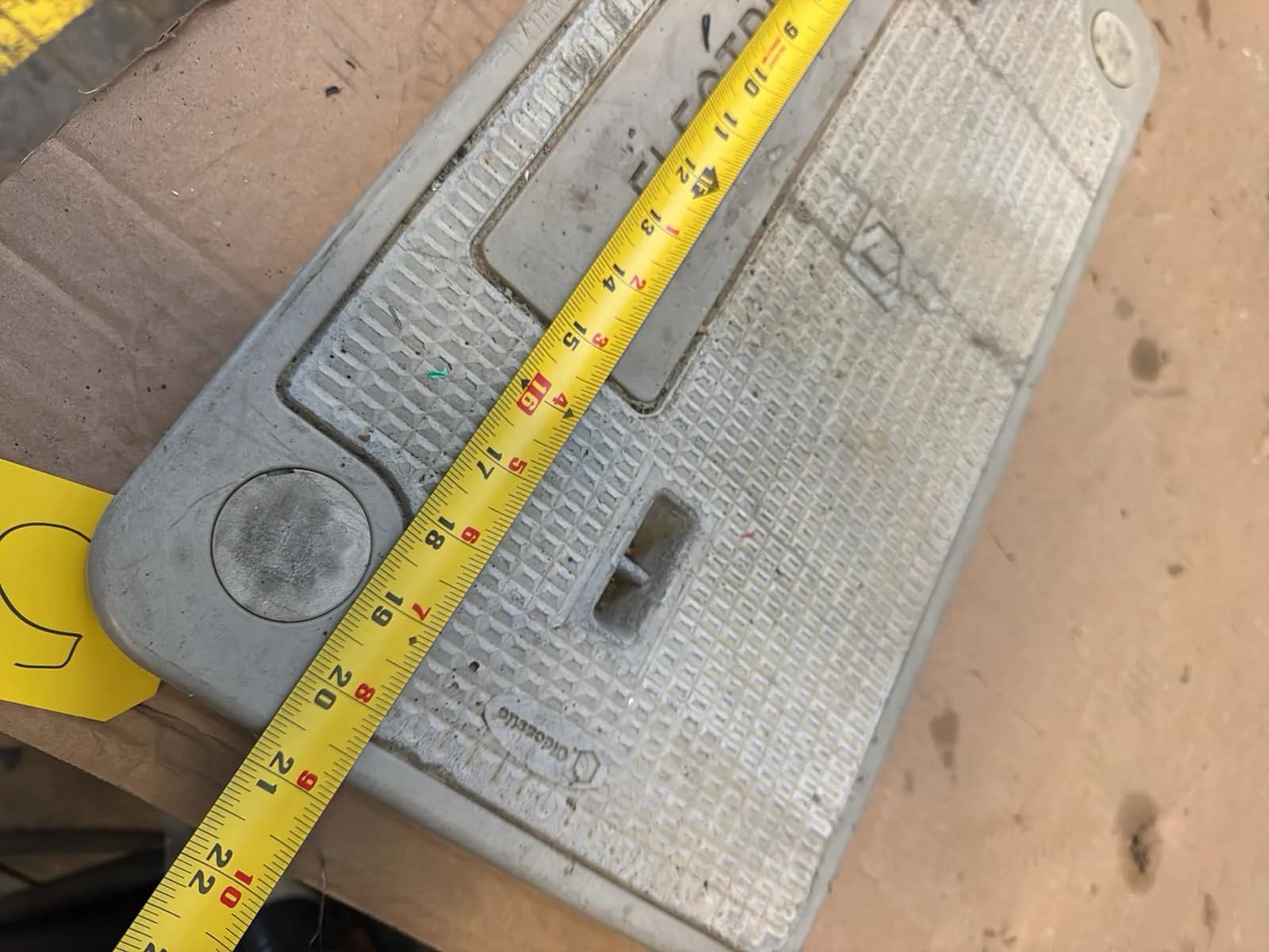 Contents Of Pallet: Christy Box Lids, photo 3 of 6