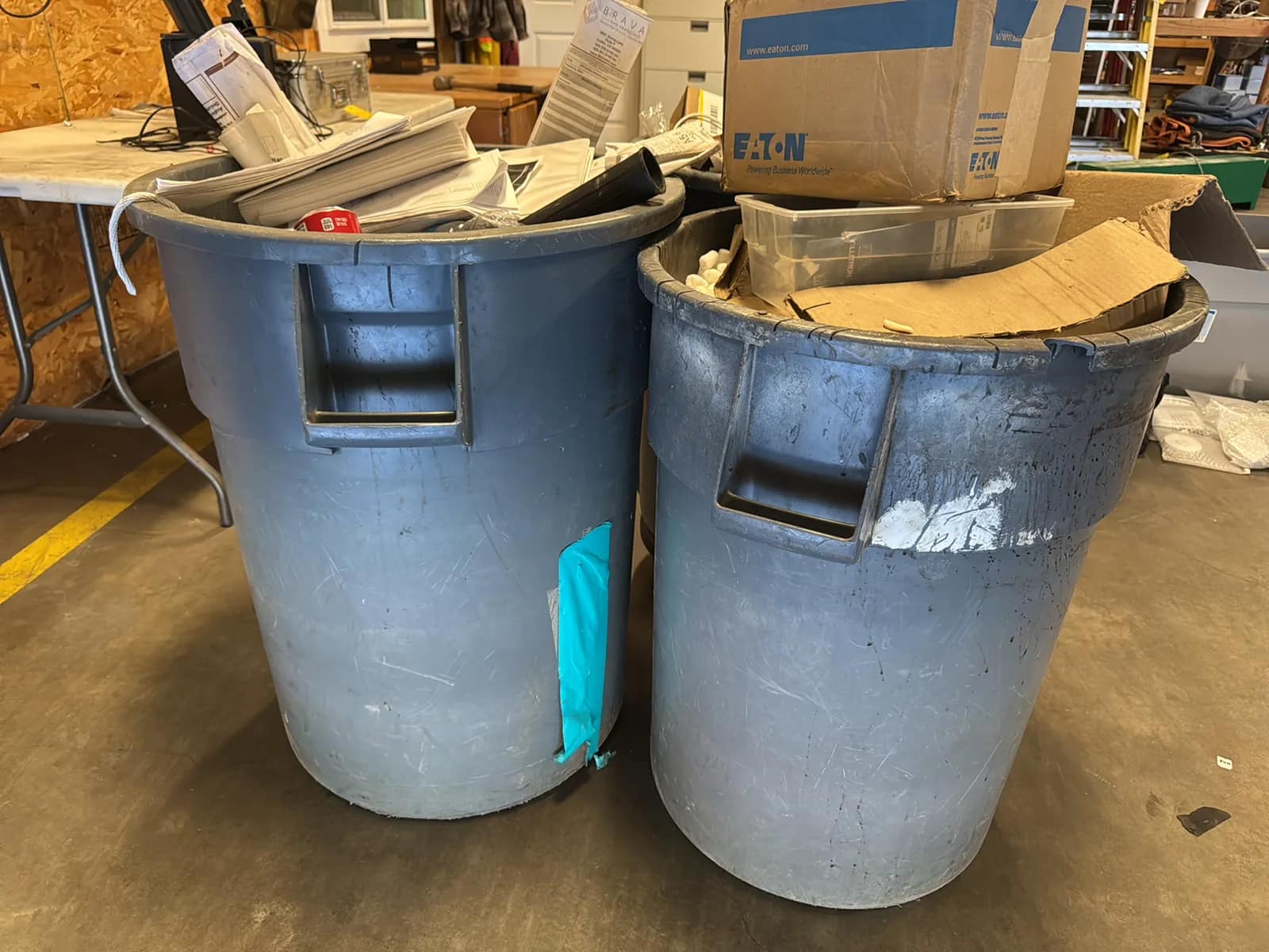(3) Garbage Cans (With Contents), photo 4 of 6