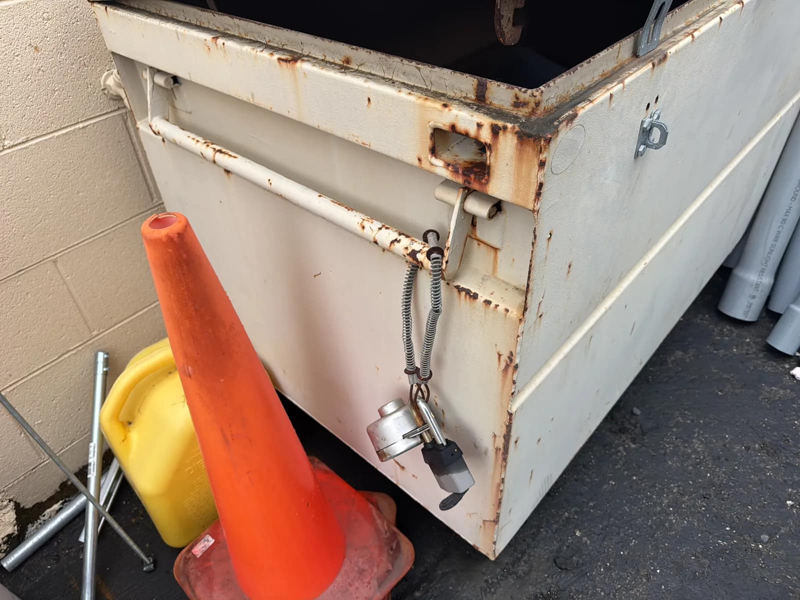 Rolling Job Chest And Contents: Metal And PVC Pipes, photo 2 of 17