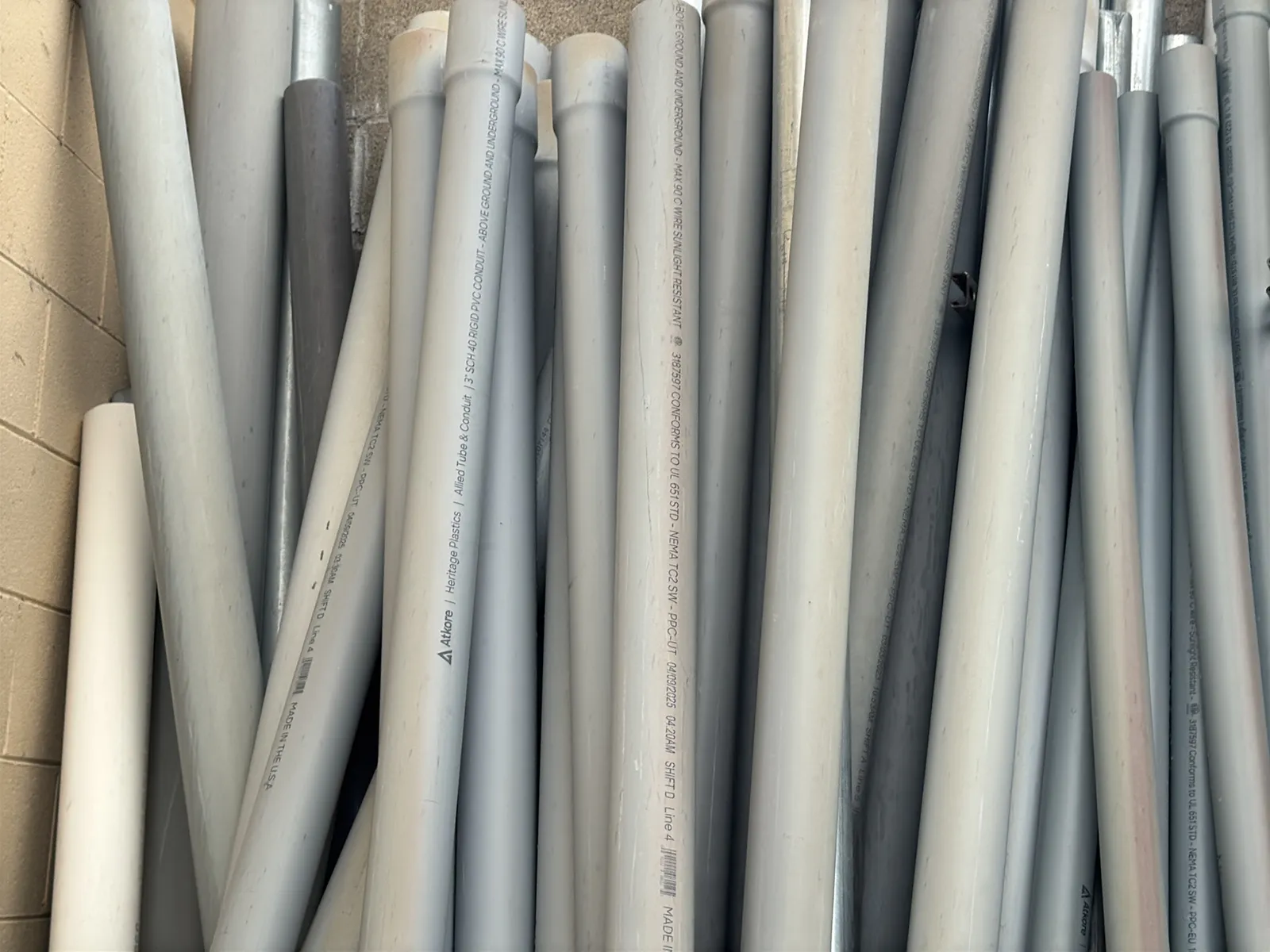 Bulk Lot: PVC and Metal Conduit (10’-15’), photo 7 of 13