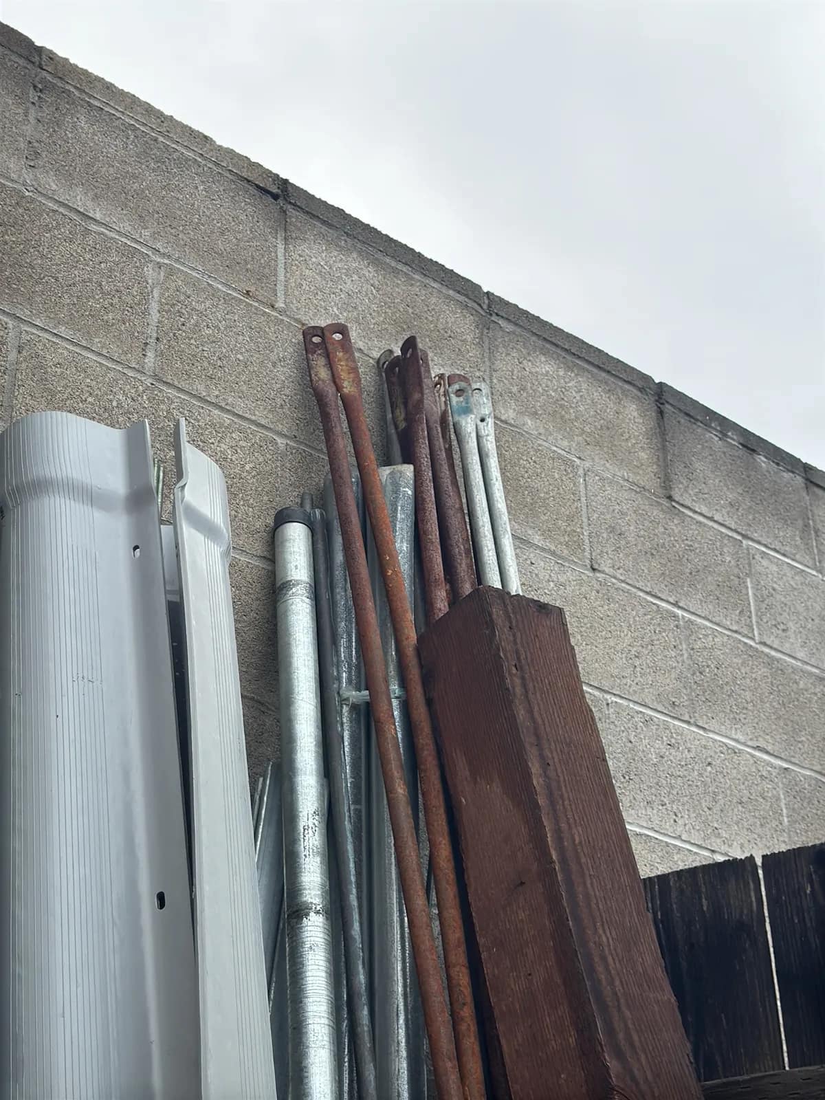 Bulk Lot: Metal Conduit, Scaffolding Crossmembers, And Bikes. (10’-11’), photo 7 of 16