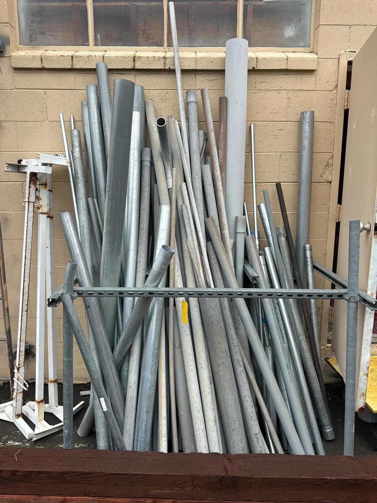 bulk-lot-steel-and-pvc-conduit-43-8-0594-1792699674875-mvjz3lyz