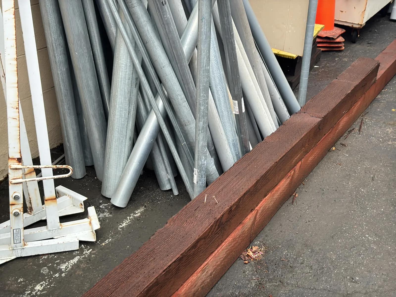24’ Pole And 20’ Pole With Power Control Box, photo 7 of 11