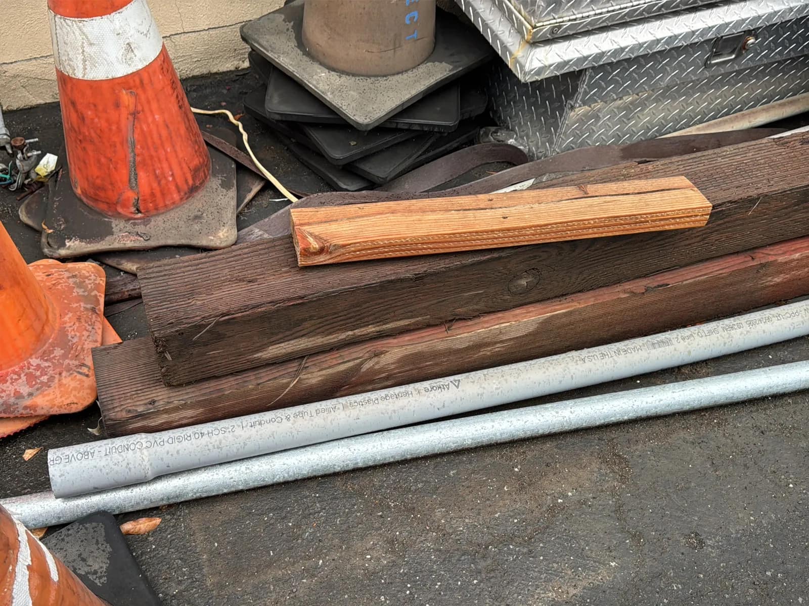 24’ Pole And 20’ Pole With Power Control Box, photo 2 of 11