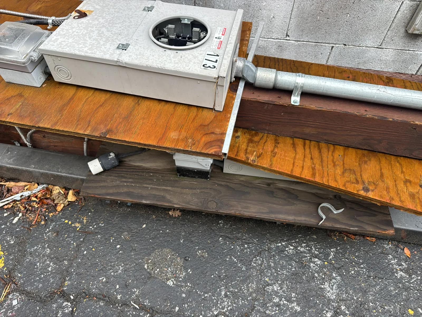 (3) 19’ Power Poles With Electrical Boxes And (1) 15’ Street Lamp Pole, photo 5 of 15