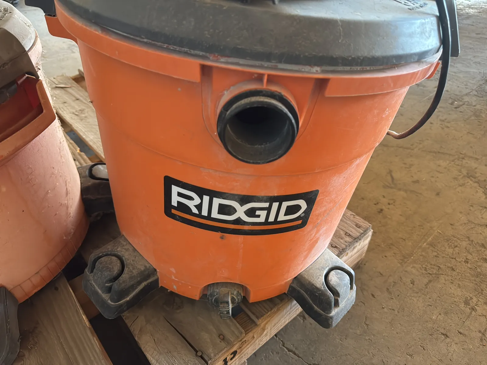 (2) Rigid Wet/dry Vacs, photo 4 of 6
