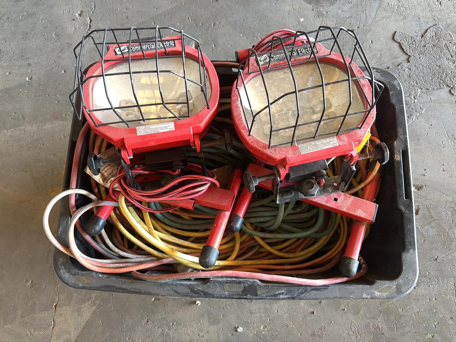 Plastic Bin With Assorted Work Lamps And Extension Cords, photo 2 of 5
