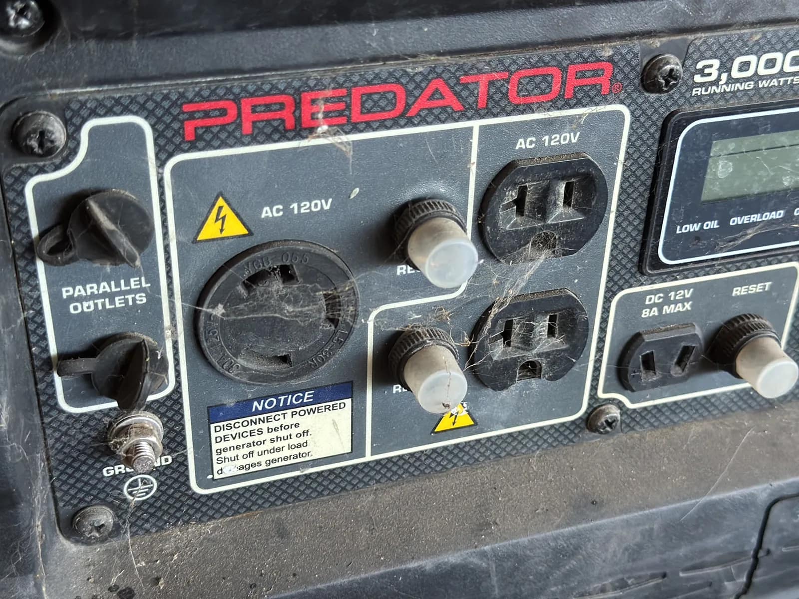 Predator 3500 Inverter Generator, photo 6 of 7
