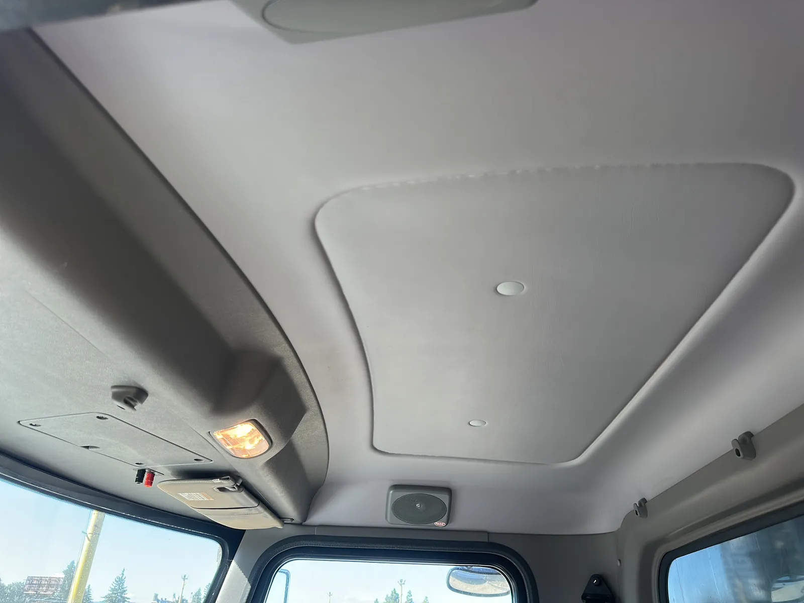 2022 Peterbilt 337 Dump Truck, photo 60 of 71